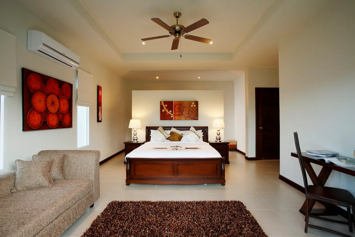 Amber Villa — Master bedroom