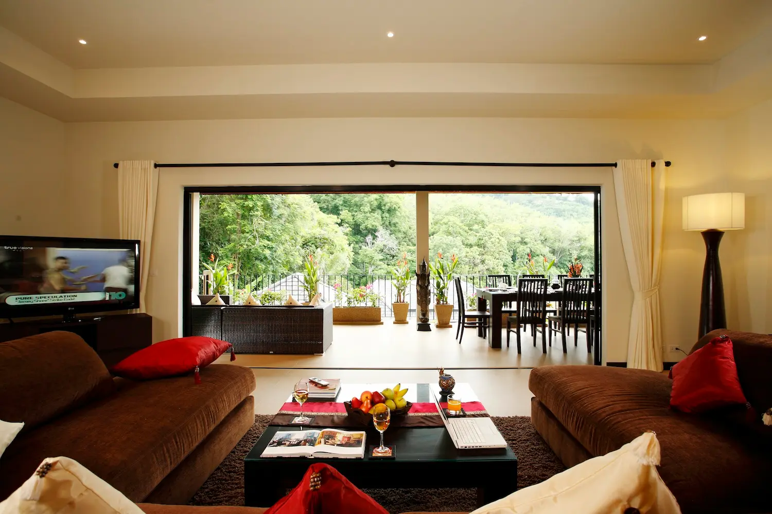 Coral Villa — Living room