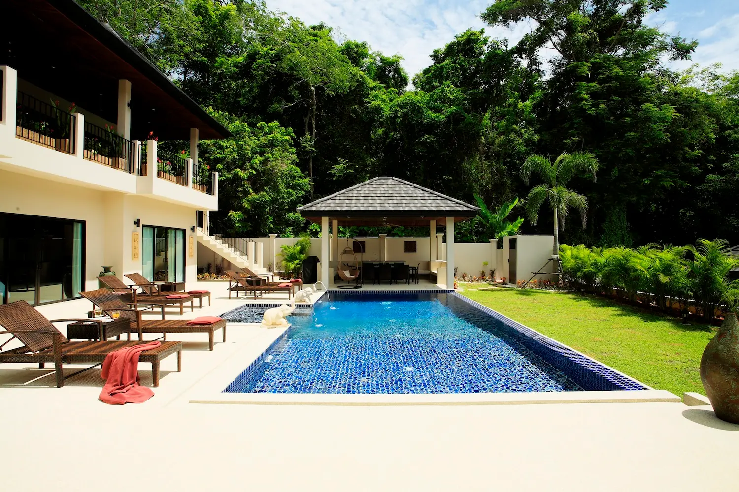 Coral Villa — Private pool