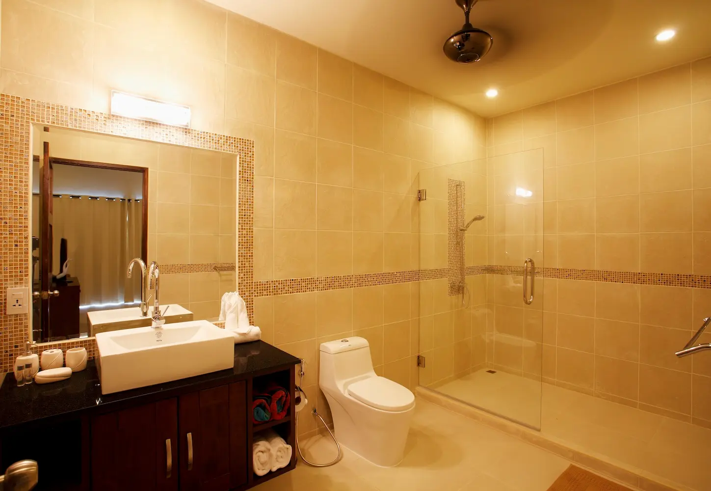 Diamond View — Bedroom 6