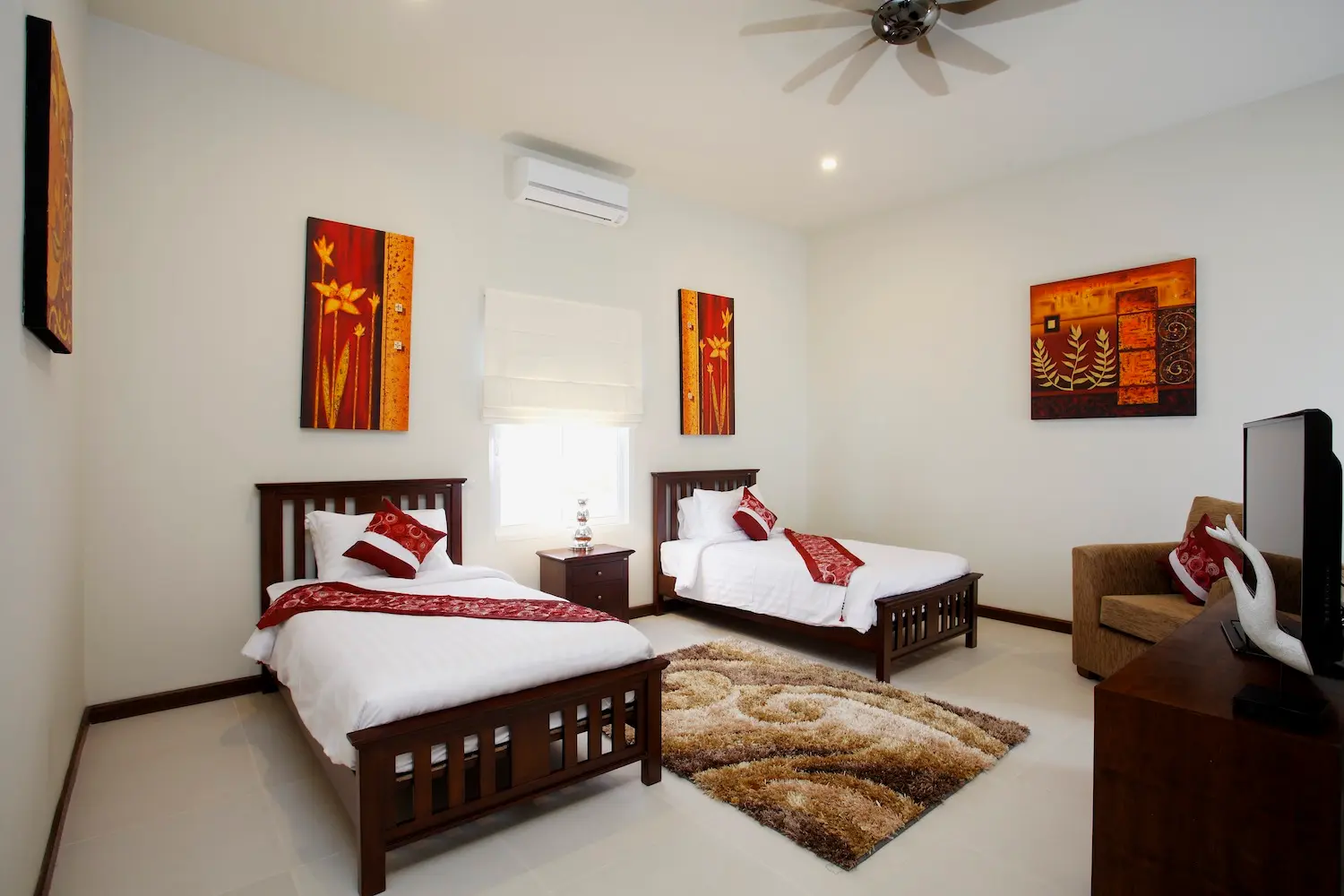Diamond View — Bedroom 8