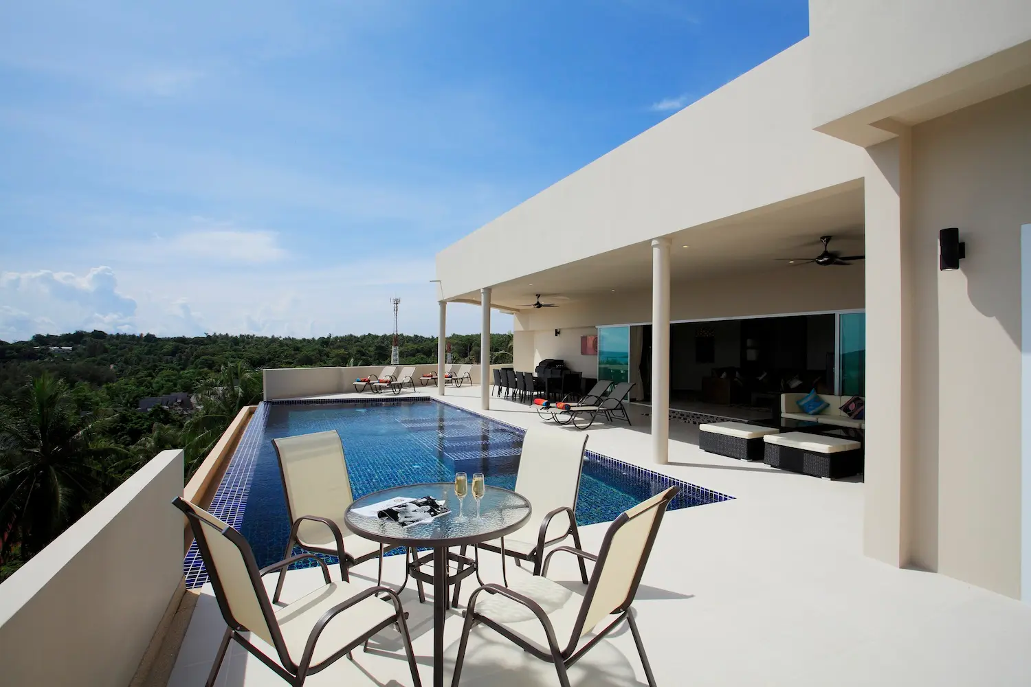 Diamond View