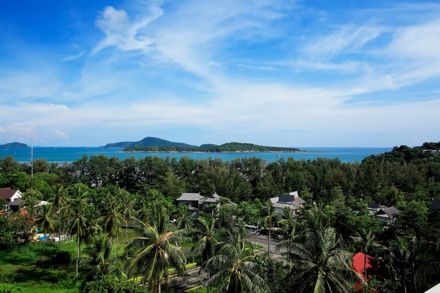 Diamond View — Pool and view