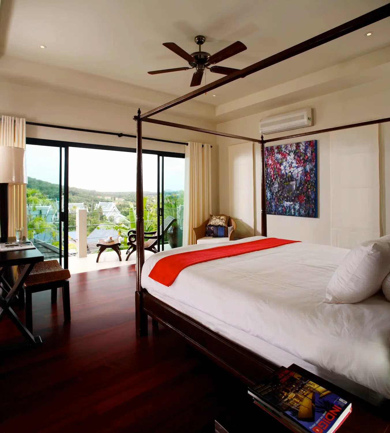 Emerald Villa — Bedroom