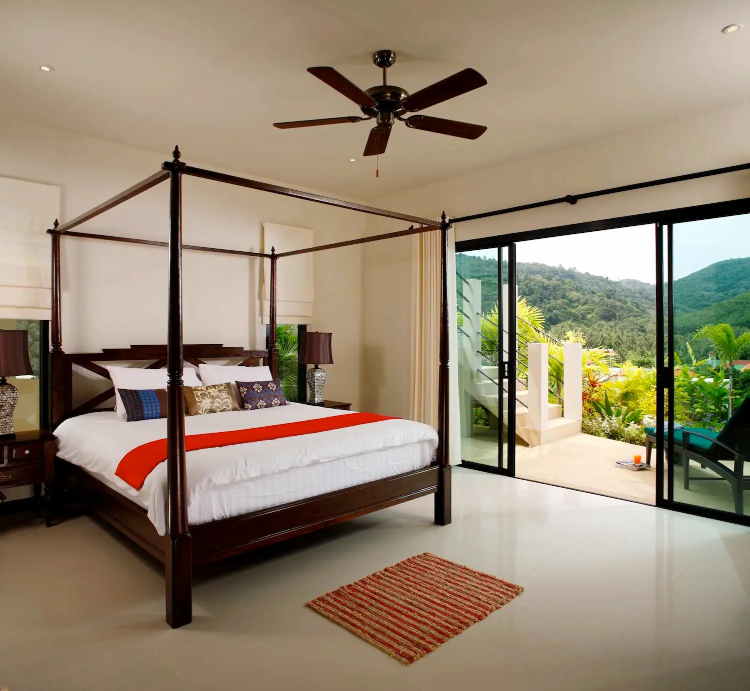 Emerald Villa — Bedroom