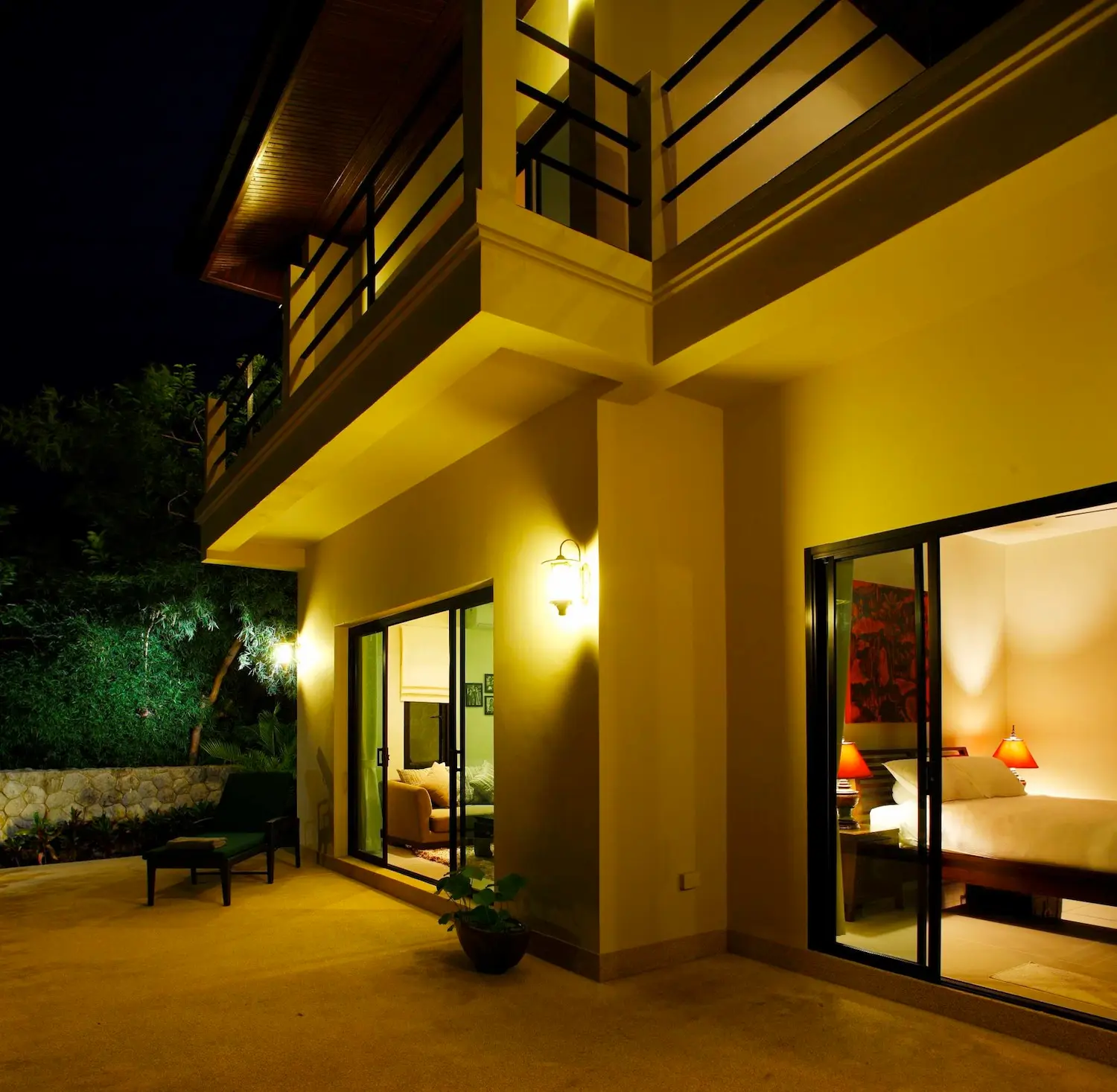 Emerald Villa — Pool at night