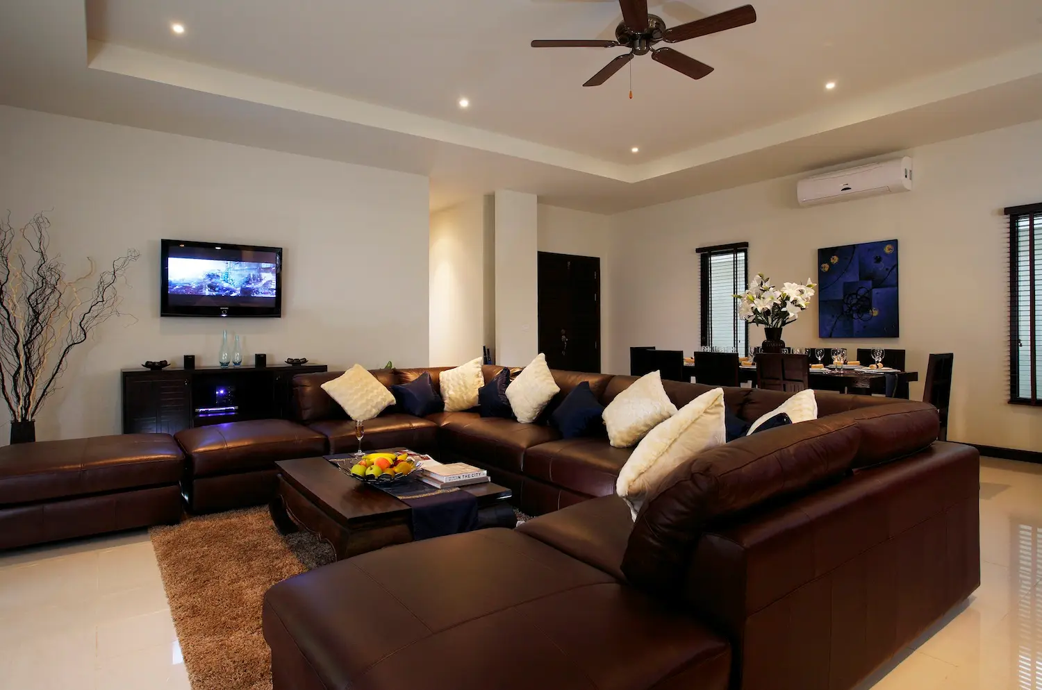 Gemstone Villa — Living room