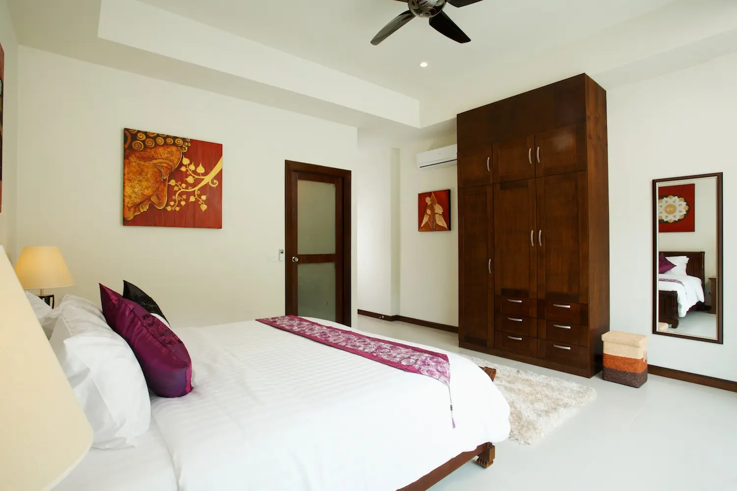 Gold Villa — Bedroom 3