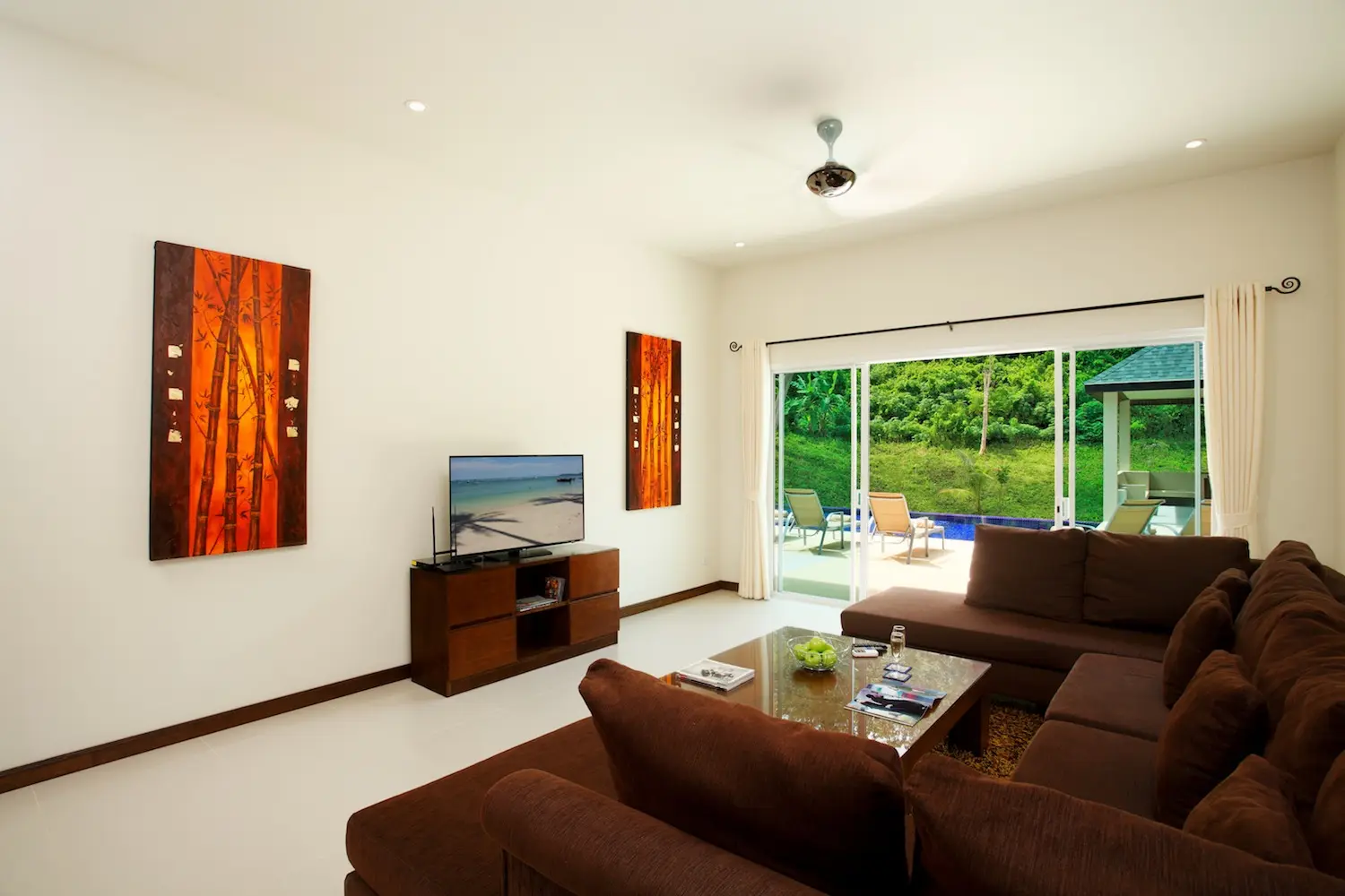 Gold Villa — Home cinema