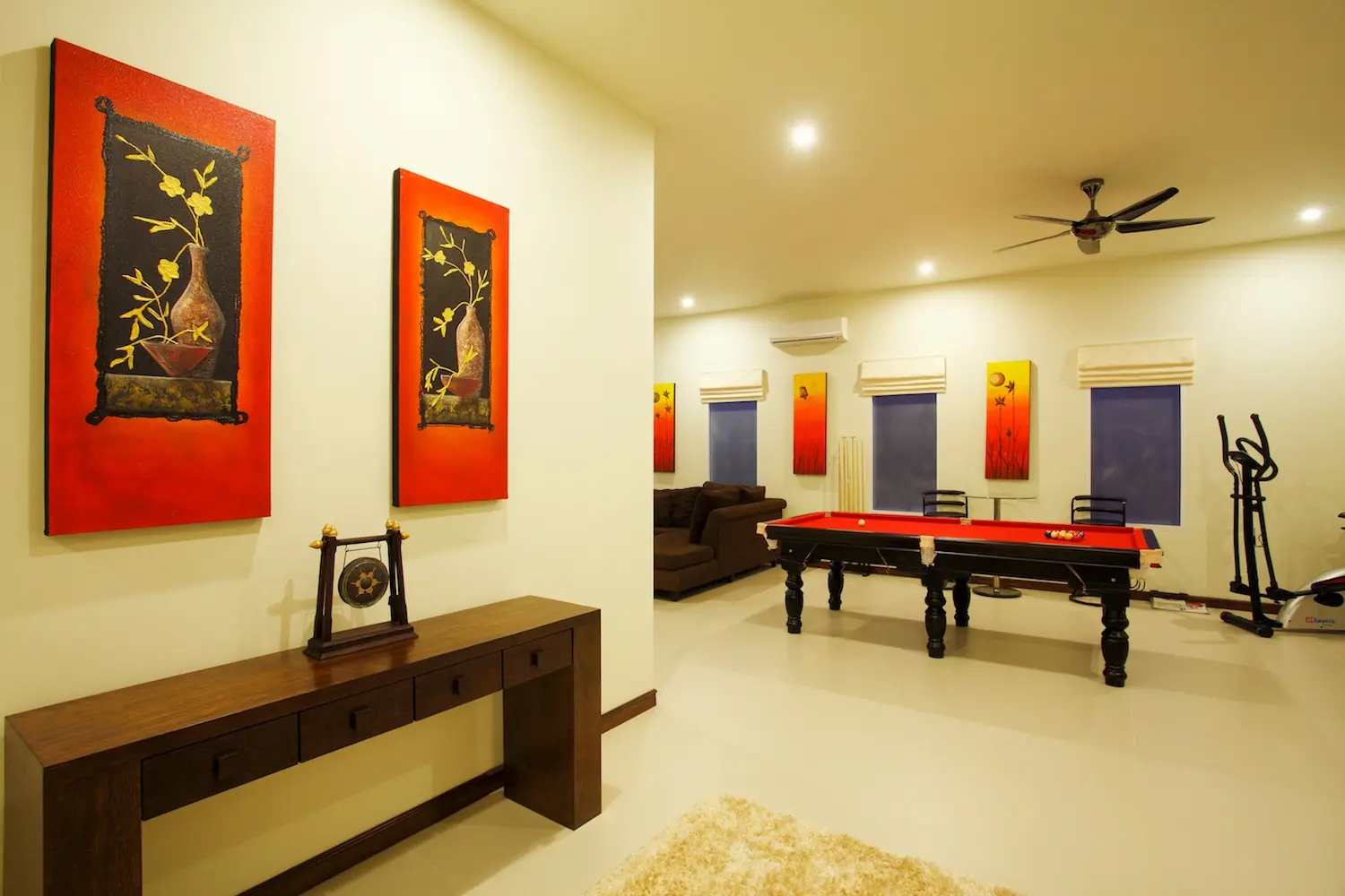 Gold Villa — Home cinema