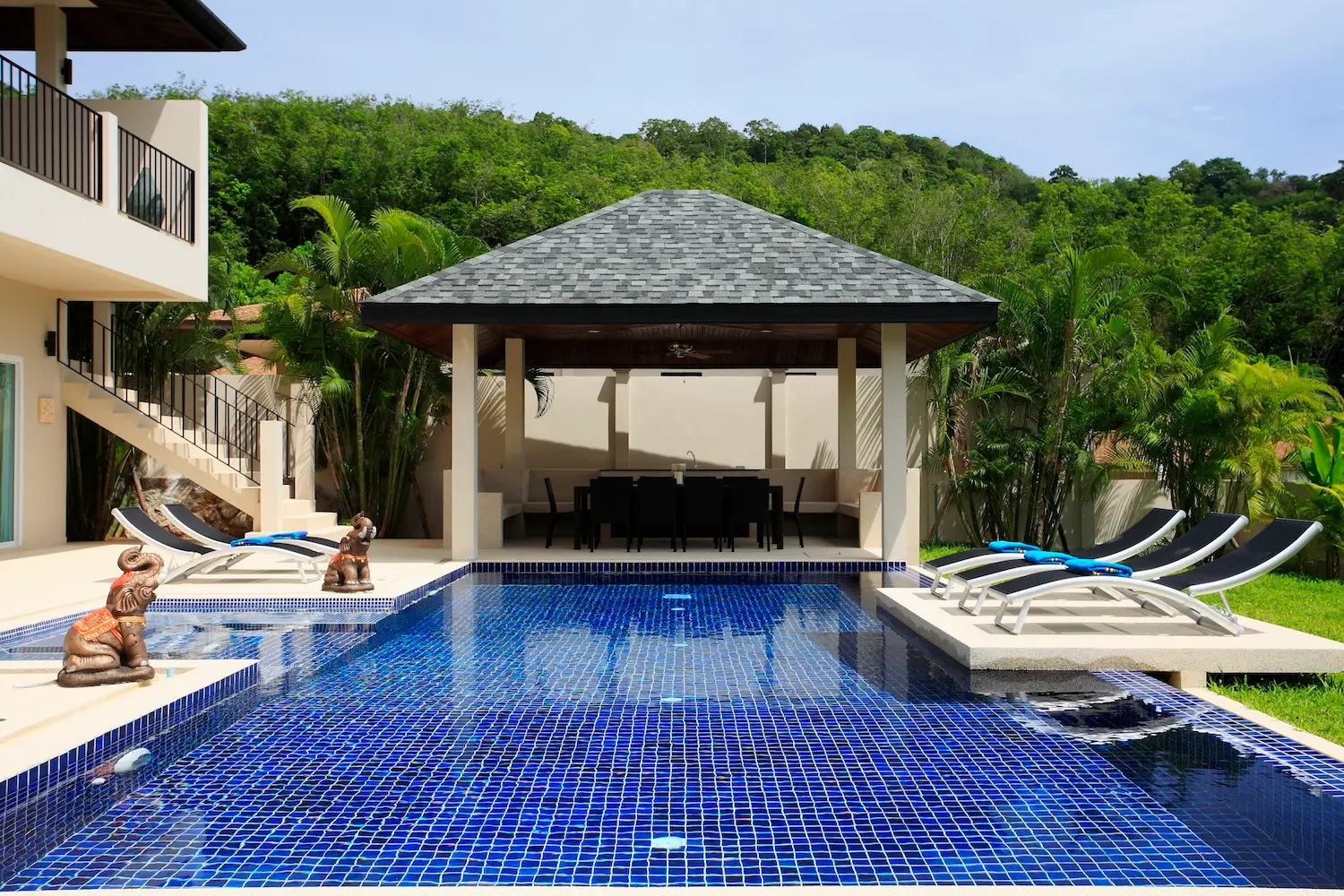Jade Villa — Private pool