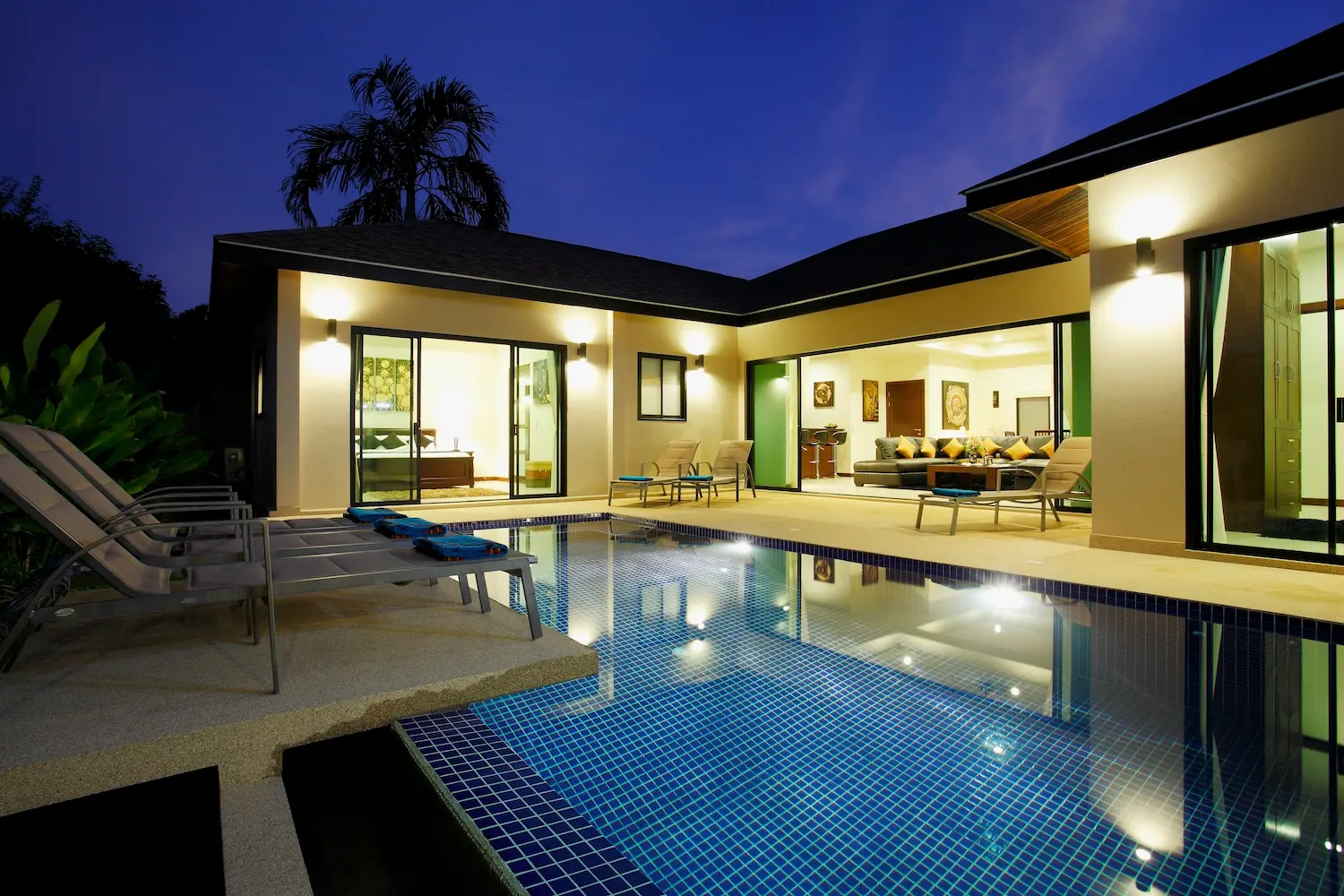 Onyx Villa — Pool at night
