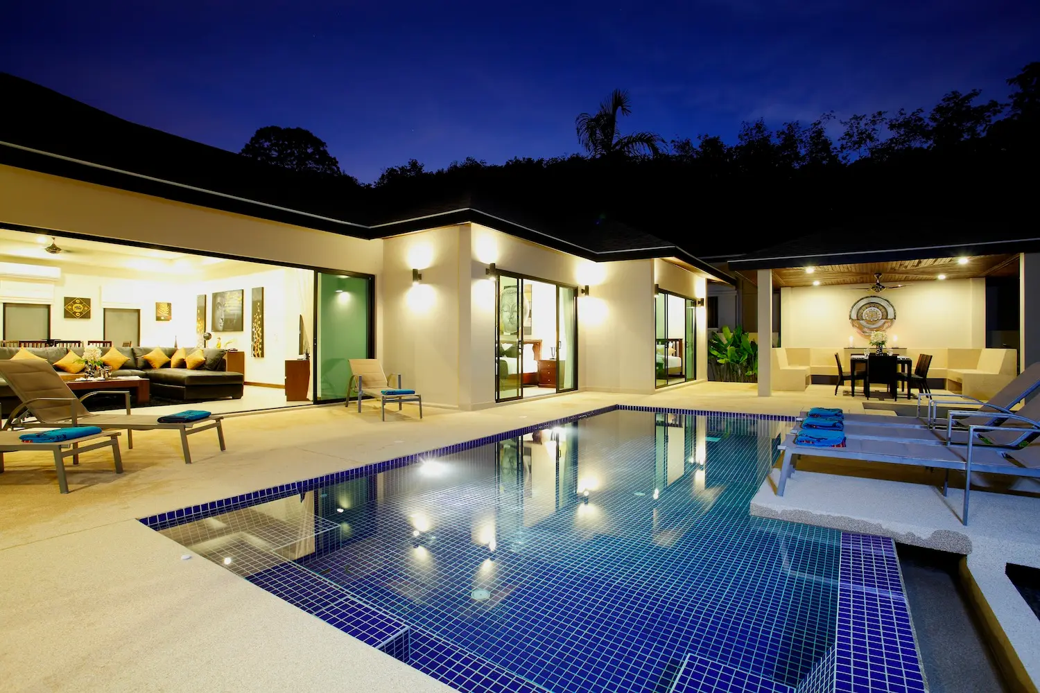 Onyx Villa — Pool at night