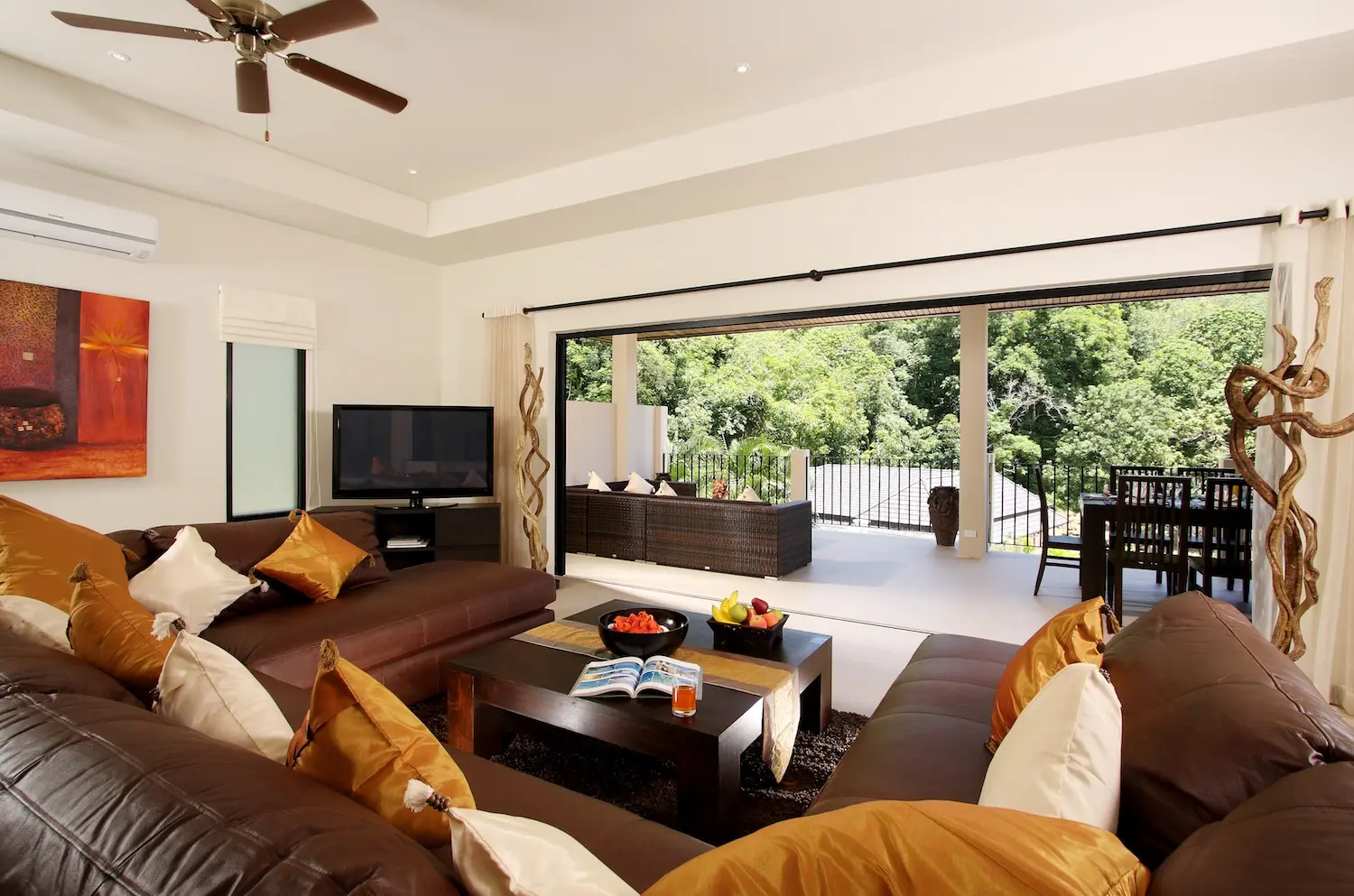 Opal Villa — Living room