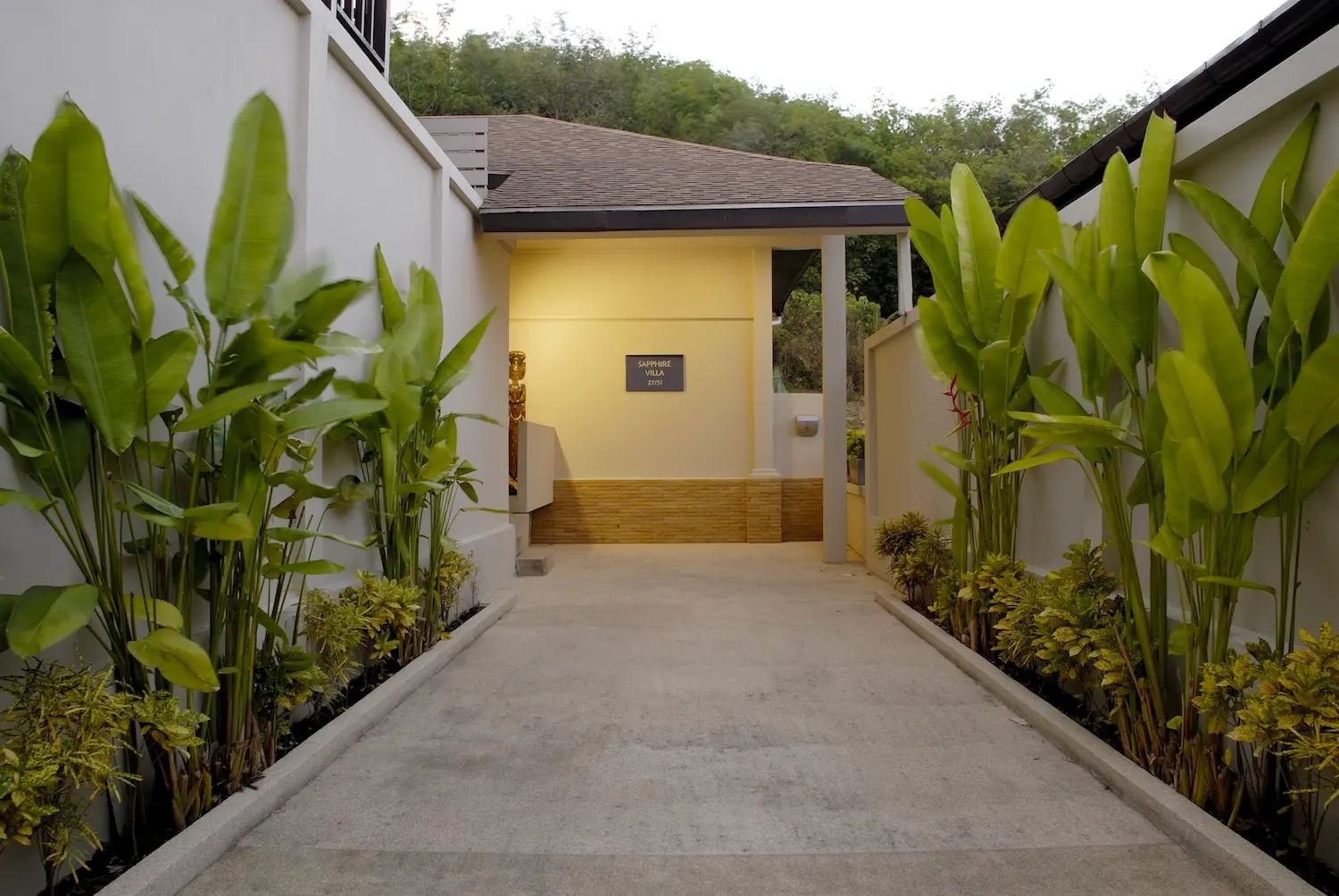 Sapphire Villa — Entrance