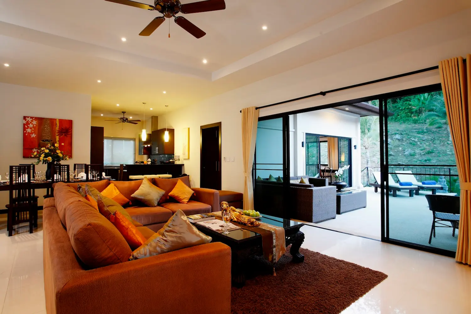 Sapphire Villa — Living room