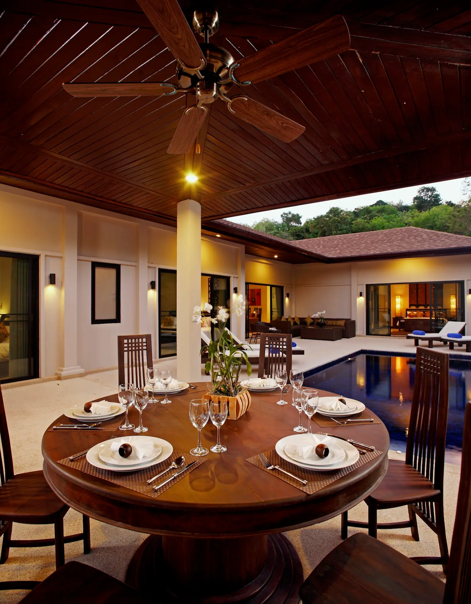 Sapphire Villa — Sala