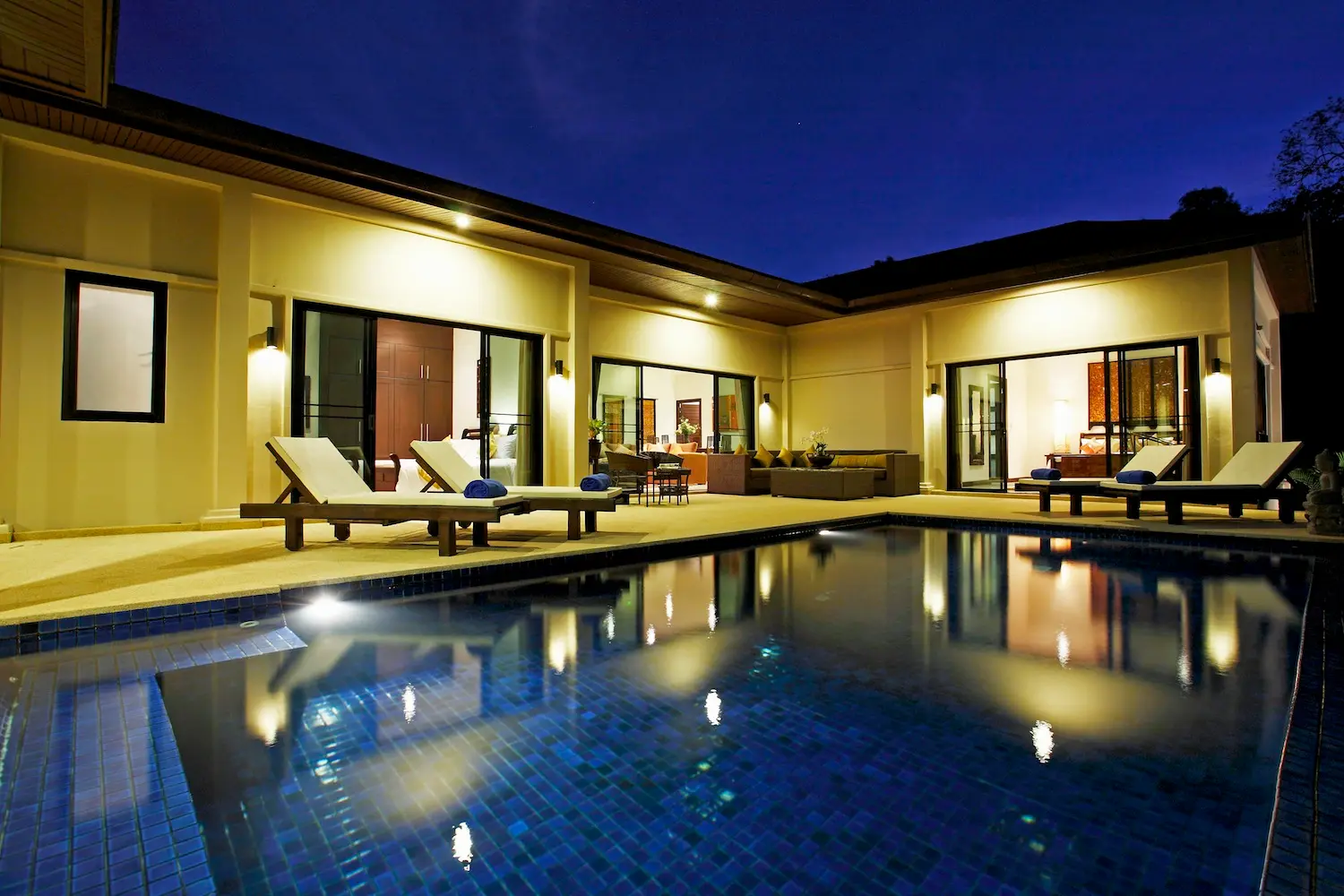 Sapphire Villa — Pool at night