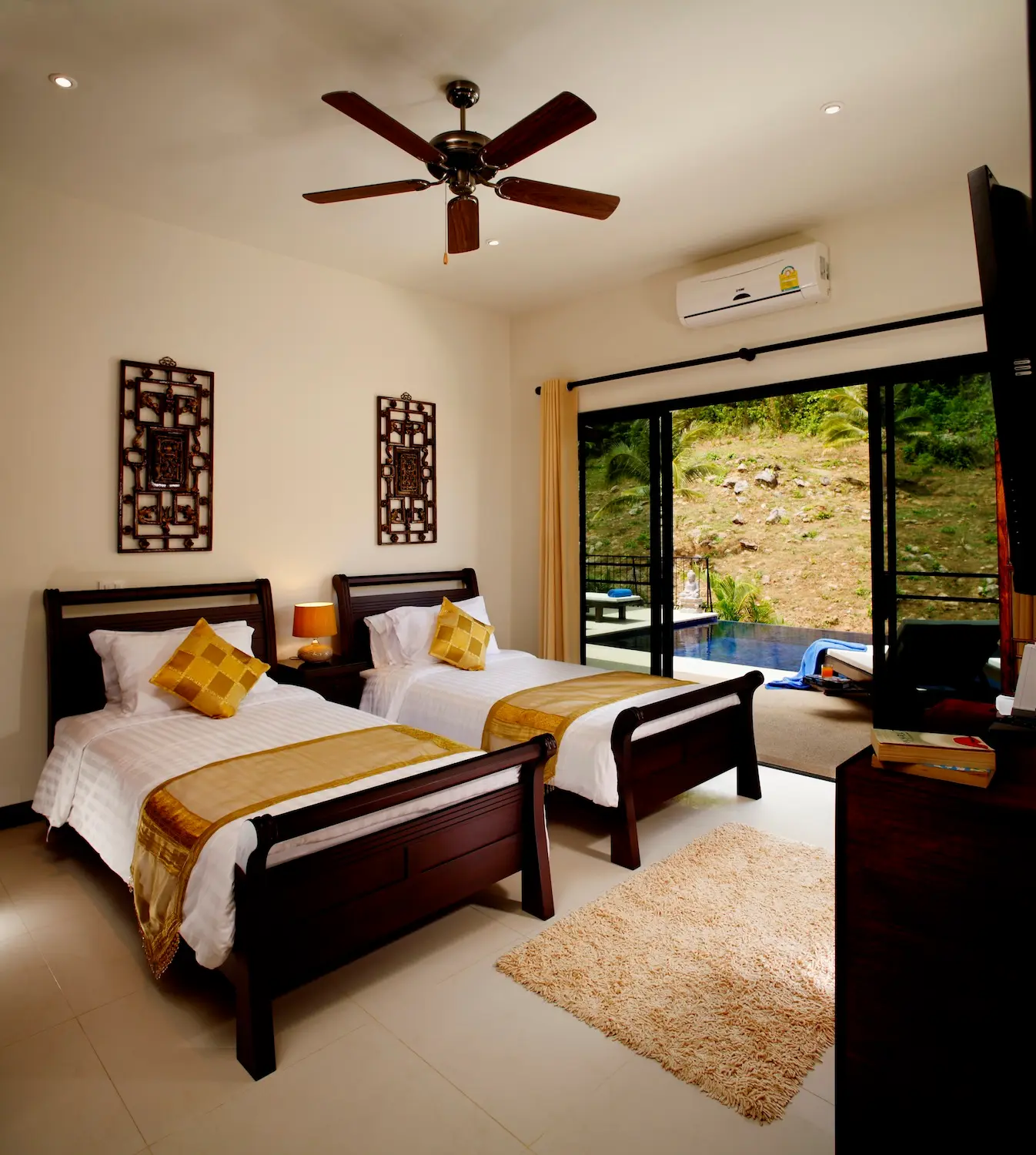Sapphire Villa — Bedroom 3