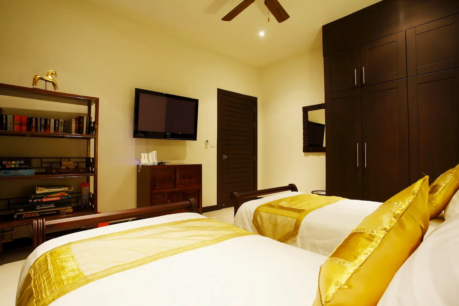 Sapphire Villa — Bedroom 3