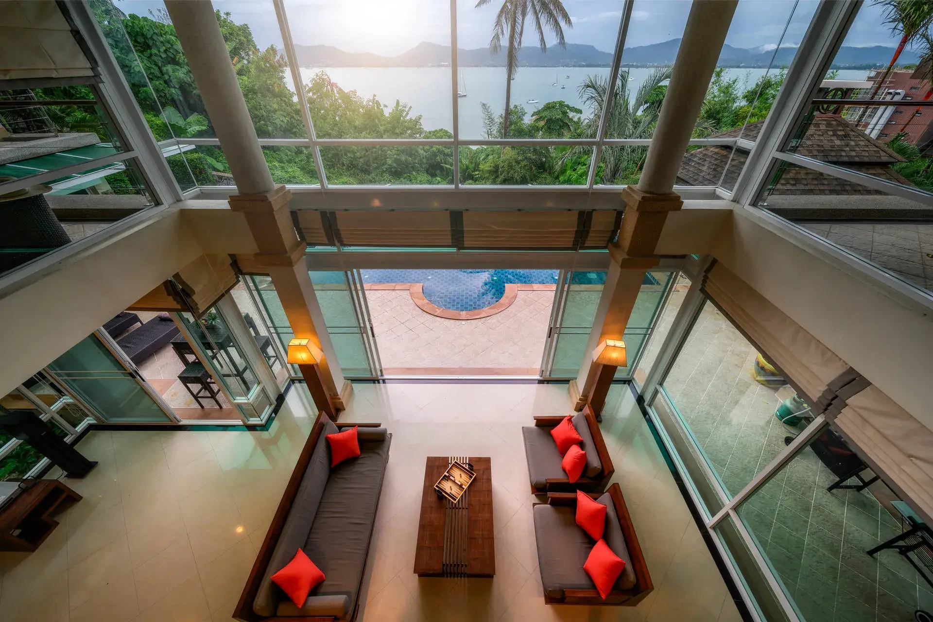 The Glass House — Udsigt