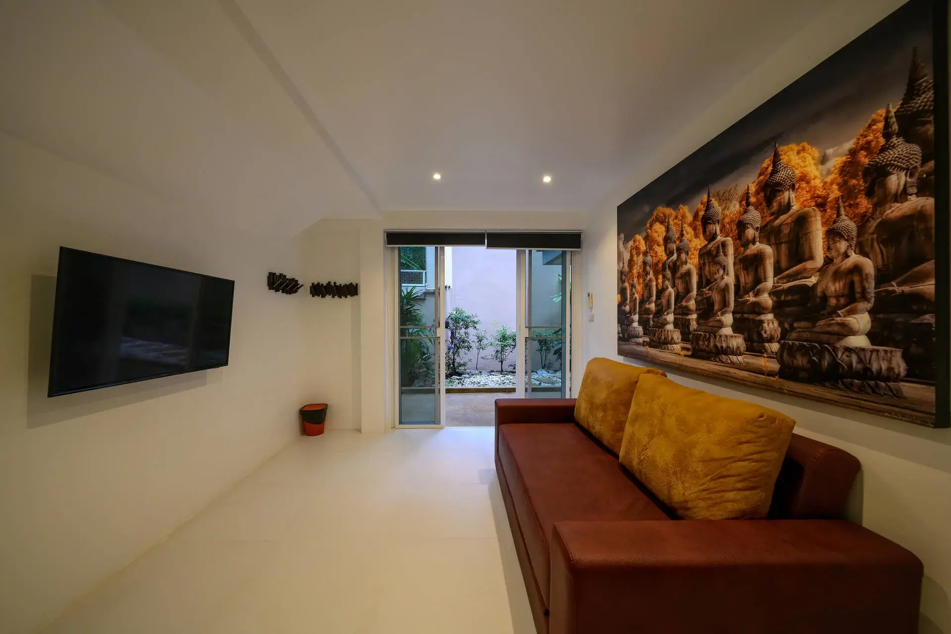 The Glass House — Stue