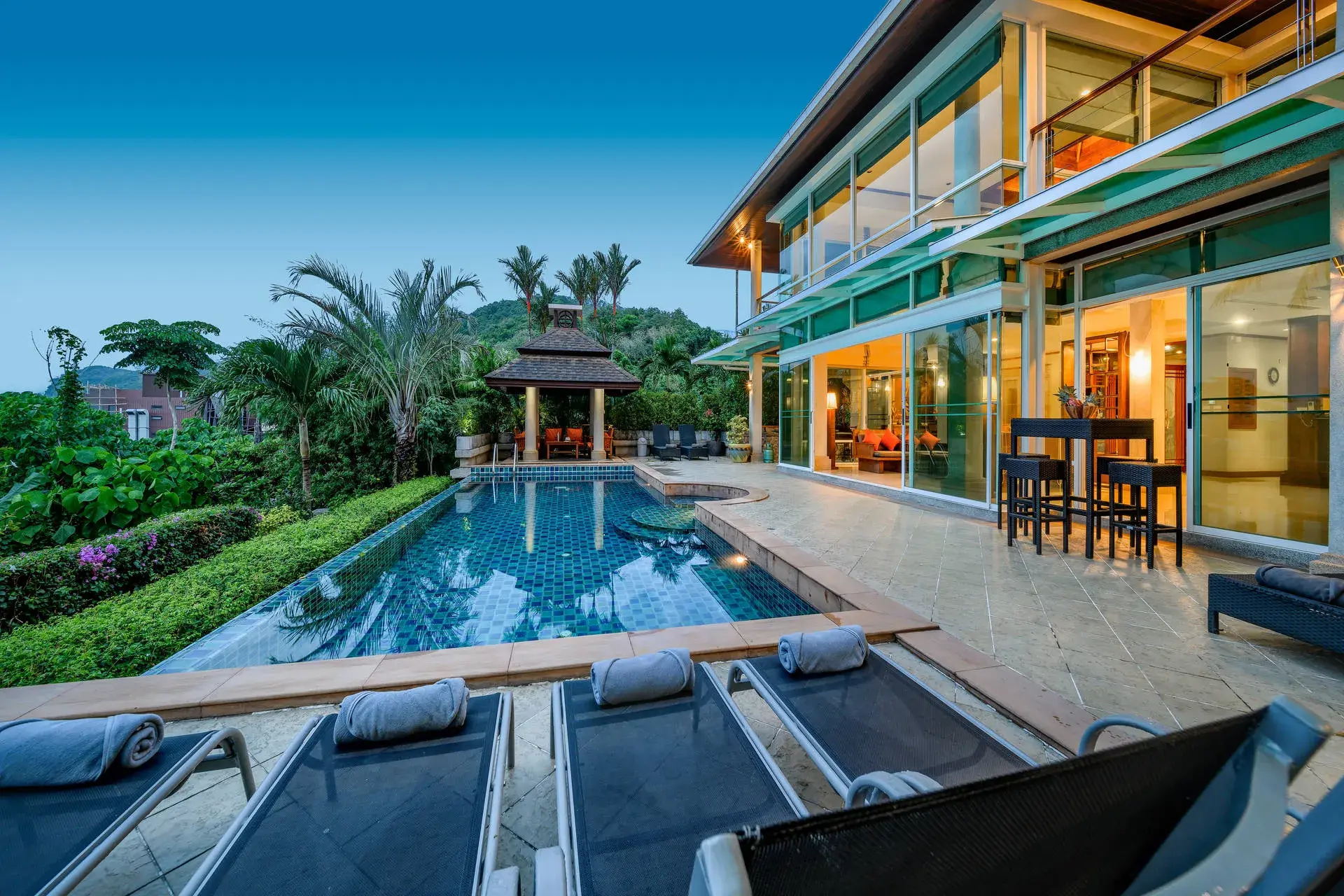 The Glasshouse Phuket — Privater Pool