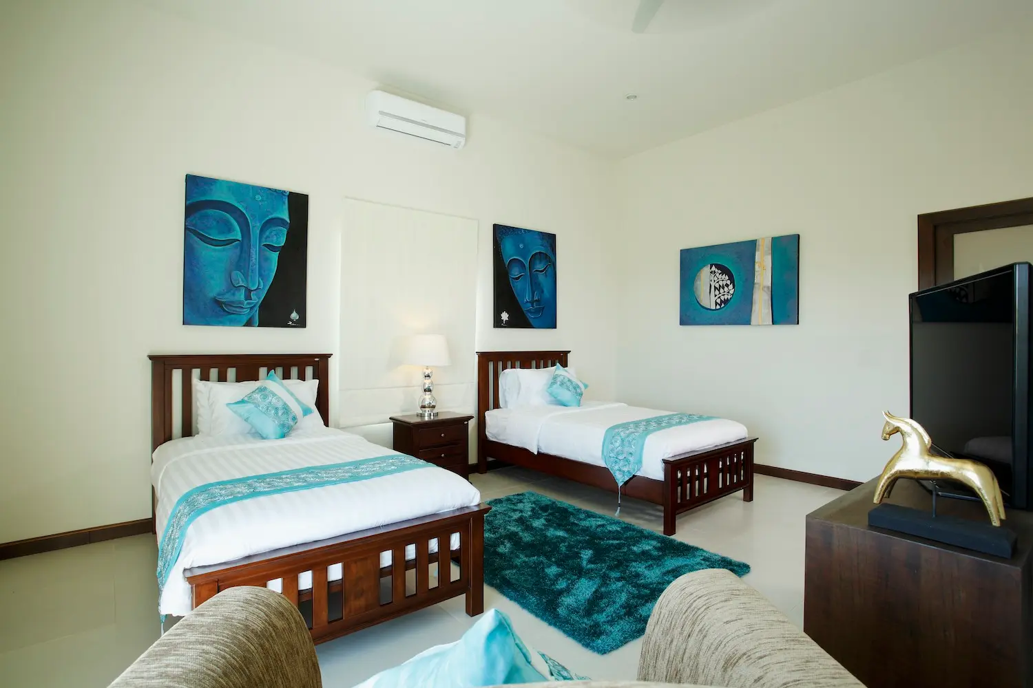 Turquoise View — Bedroom 6