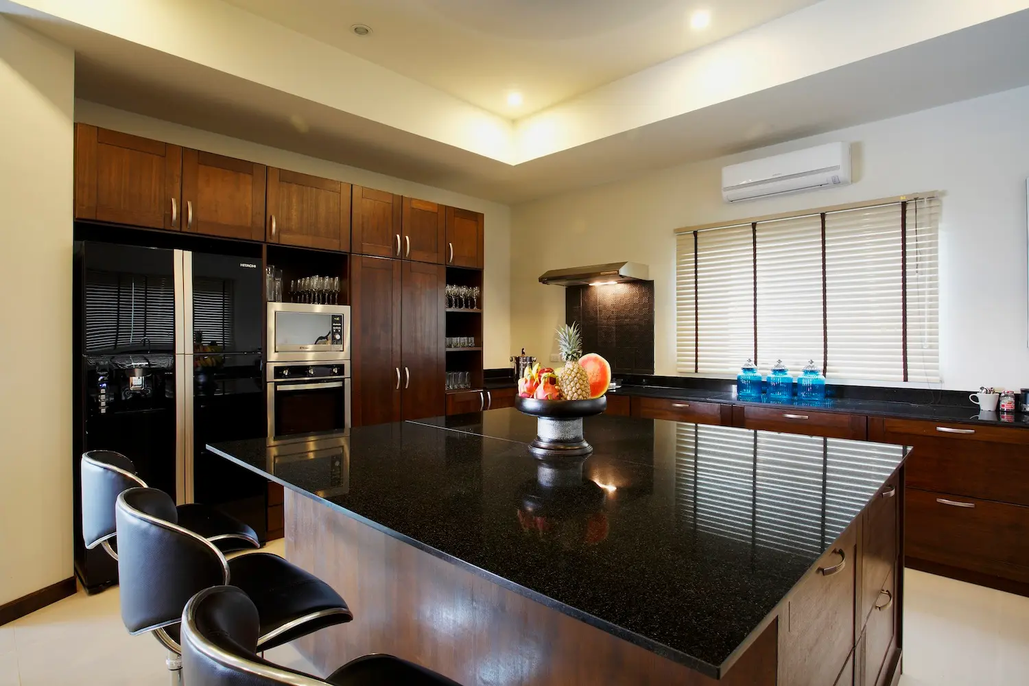 Turquoise View — Kitchen