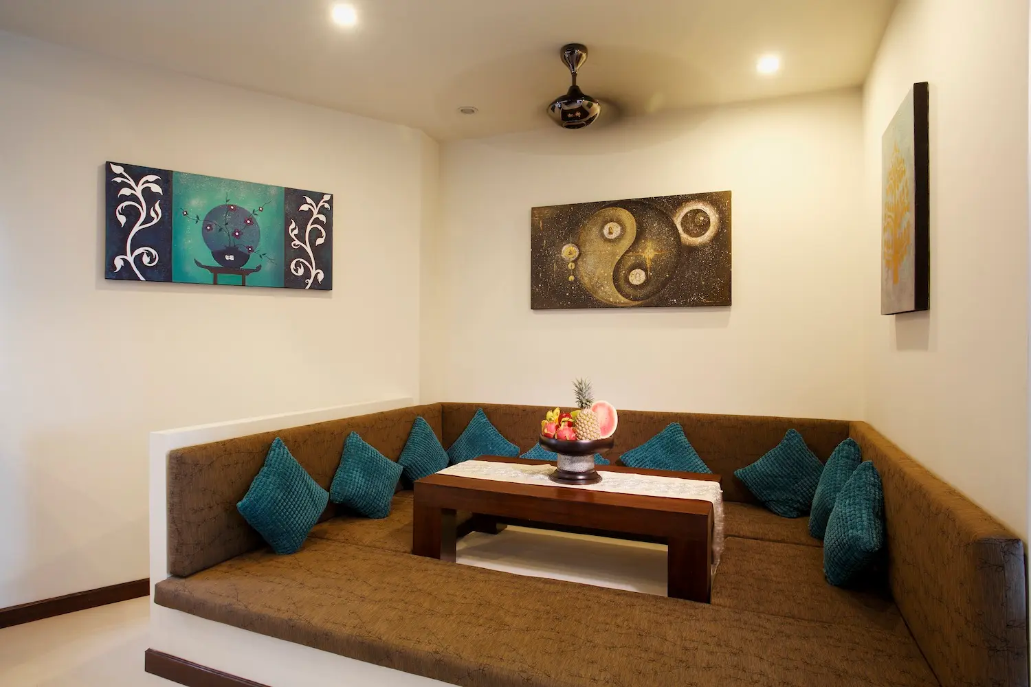 Turquoise View — Kitchen