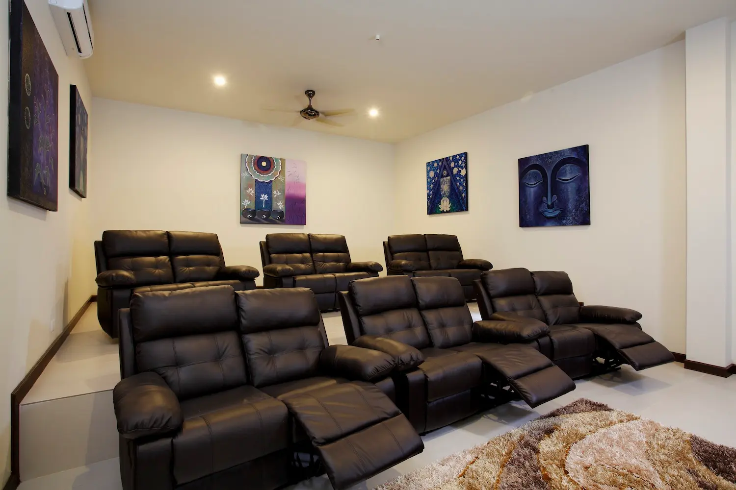 Turquoise View — Home cinema
